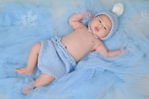 钦州宝宝不肯吸母乳怎么办